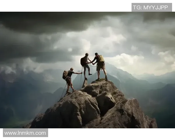 深圳攀岩队的包夹之道：探索攀岩深度与团队协作的秘密